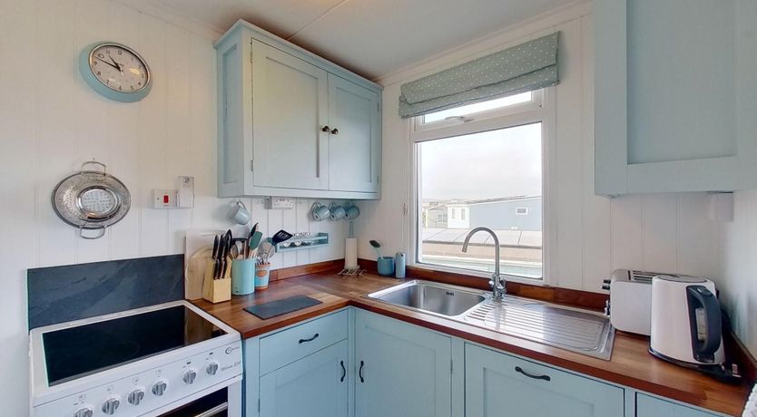 Photo of F71 Elova, Riviere Towans