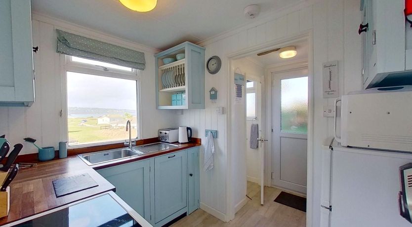 Photo of F71 Elova, Riviere Towans