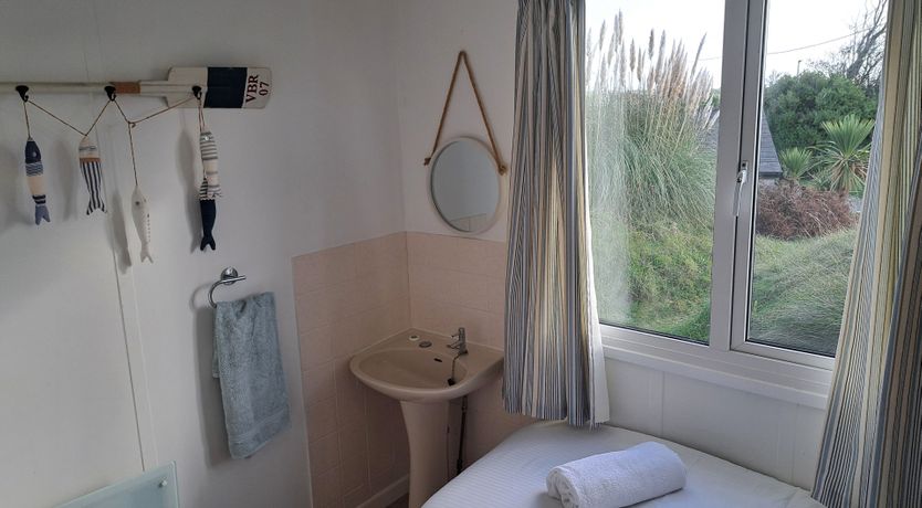 Photo of F71 Elova, Riviere Towans