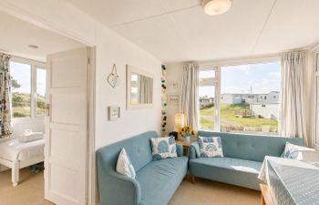 F71 Elova, Riviere Towans Holiday Home