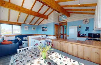 F46 Holiday Haunt, Riviere Towans Holiday Home