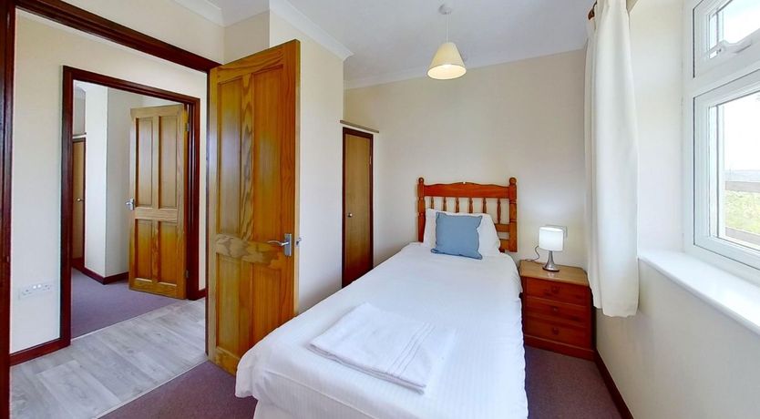 Photo of E44 Chyandrea, Riviere Towans