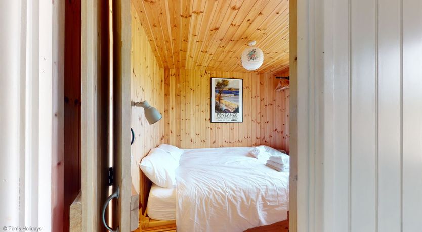 Photo of F67 Ischia, Riviere Towans