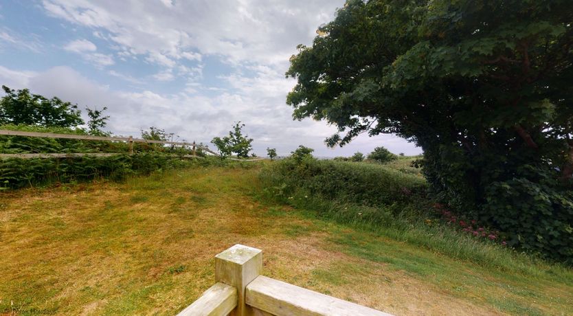 Photo of F67 Ischia, Riviere Towans