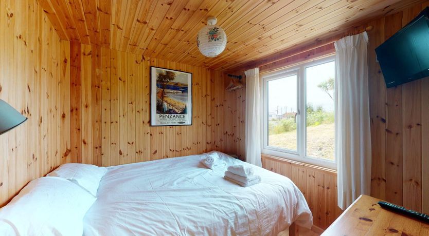 Photo of F67 Ischia, Riviere Towans