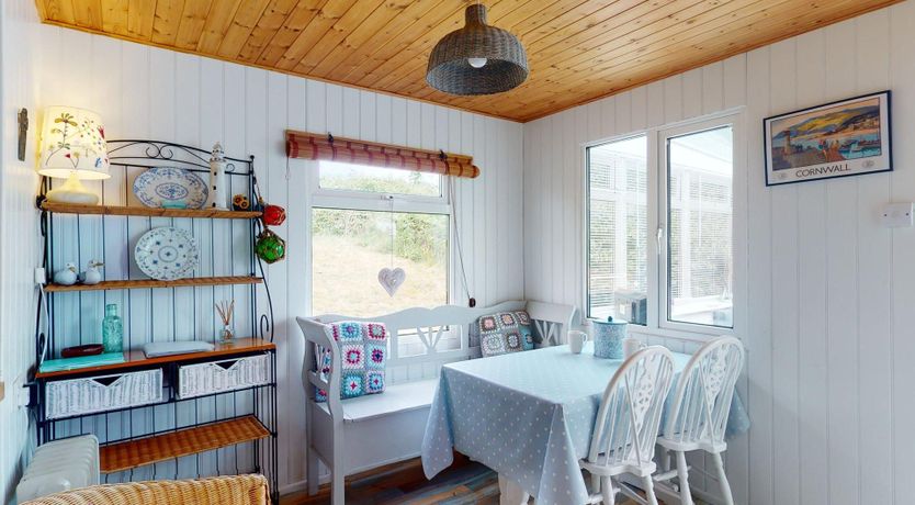 Photo of F67 Ischia, Riviere Towans