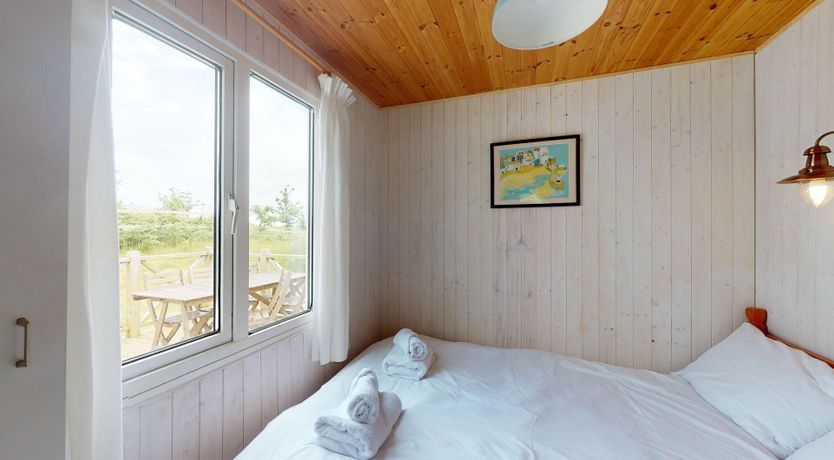 Photo of F67 Ischia, Riviere Towans