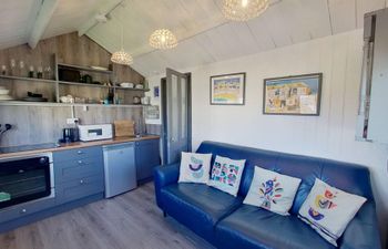 E19 Roskear, Riviere Towans Holiday Home