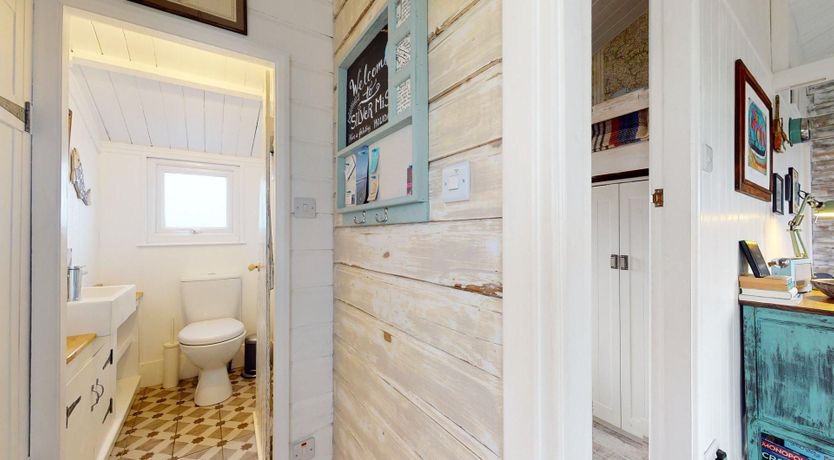 Photo of E41 Silver Mist, Riviere Towans