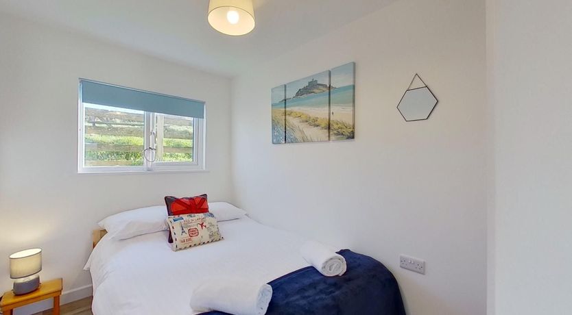 Photo of F08 Carne Michael (F8), Riviere Towans