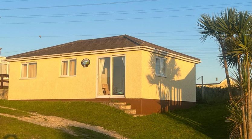 Photo of F11 Roslyn, Riviere Towans