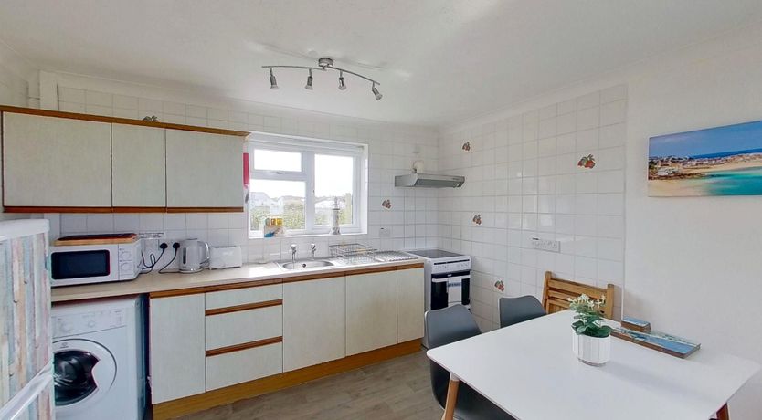 Photo of F11 Roslyn, Riviere Towans