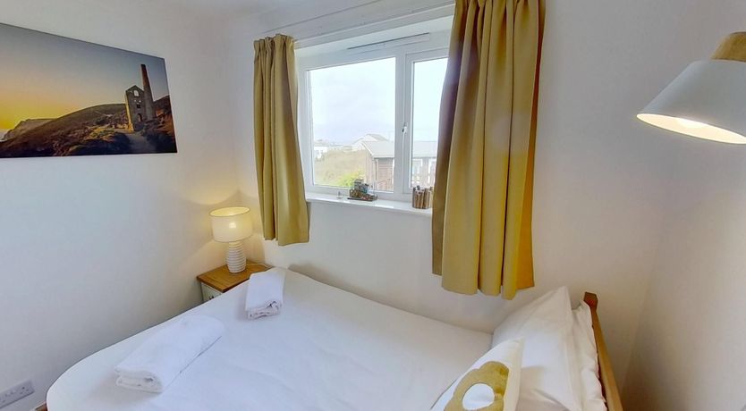 Photo of F11 Roslyn, Riviere Towans