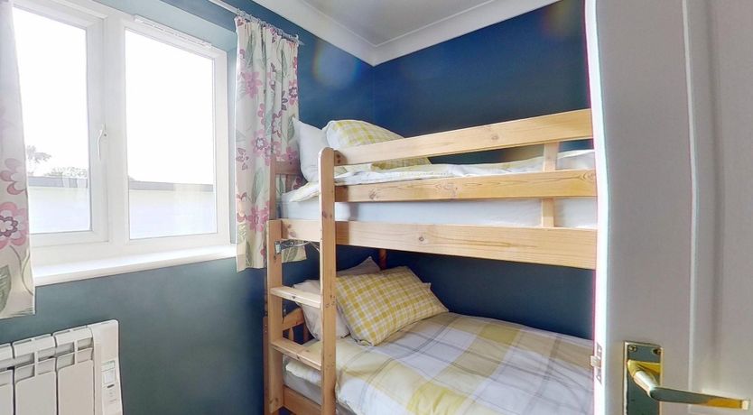 Photo of F72 Chyreden, Riviere Towans