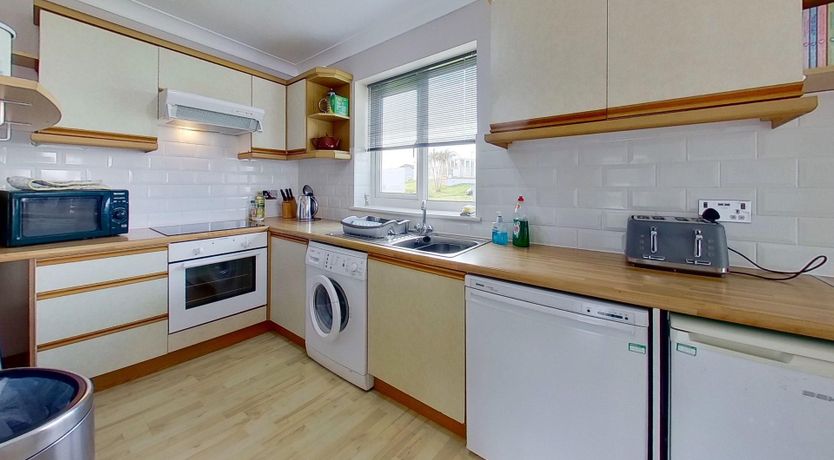 Photo of F72 Chyreden, Riviere Towans