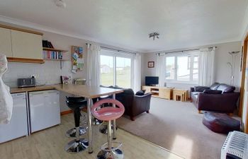 F72 Chyreden, Riviere Towans Holiday Home