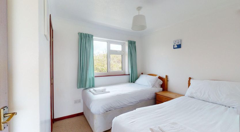 Photo of F30 Fernside, Riviere Towans