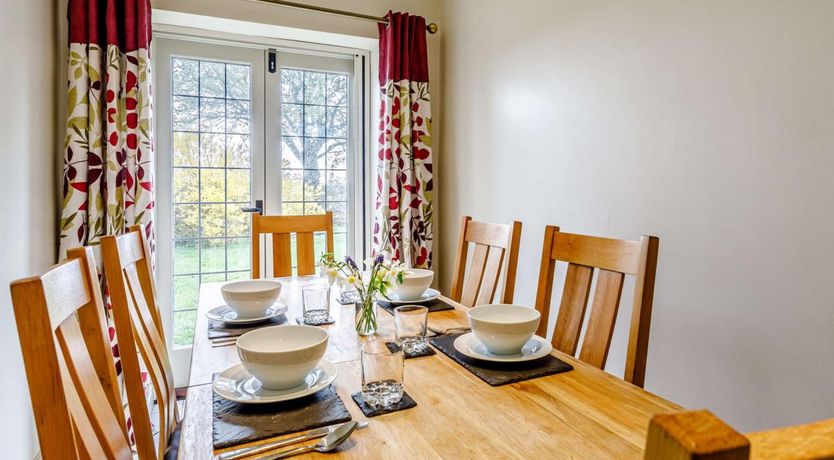 Photo of 2 Bed in Taunton