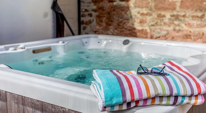 Photo of 2 Bed in Taunton