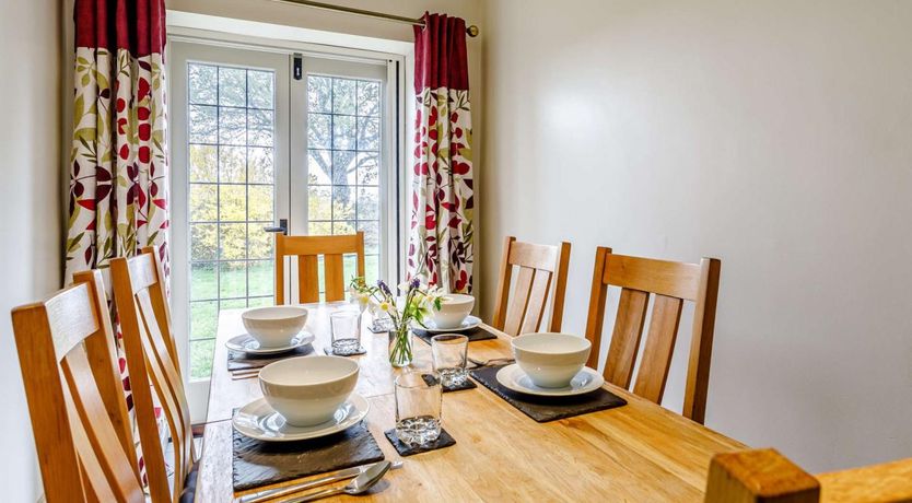 Photo of 2 Bed in Taunton