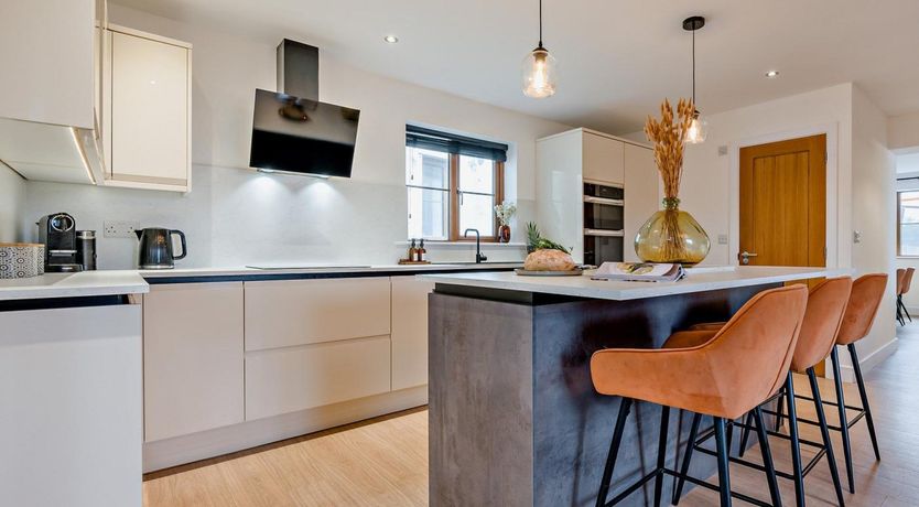 Photo of 3 Bed in Bude