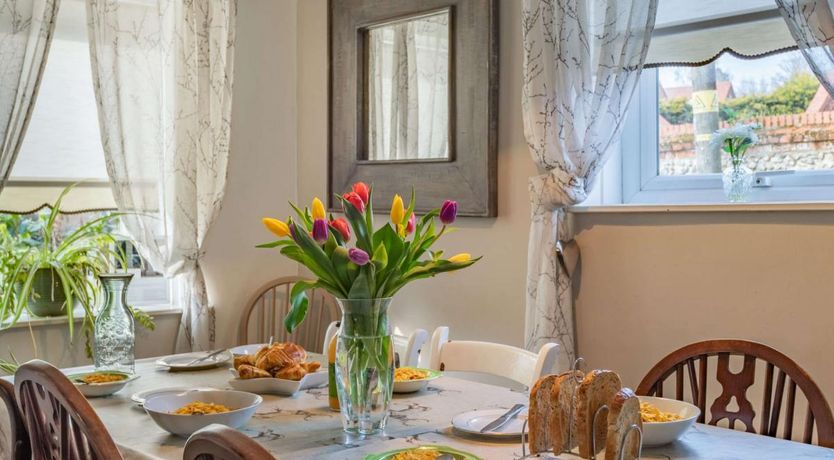 Photo of 5 Bed in Swaffham