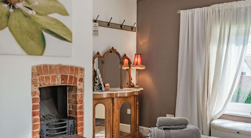 Photo of 5 Bed in Swaffham