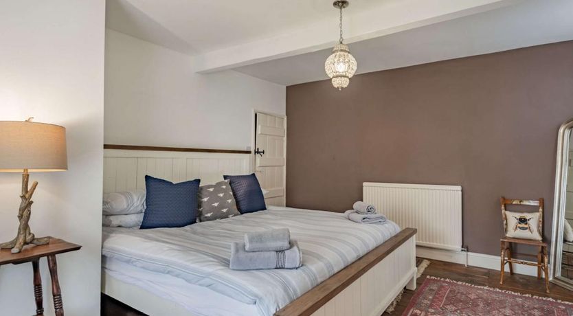 Photo of 5 Bed in Swaffham