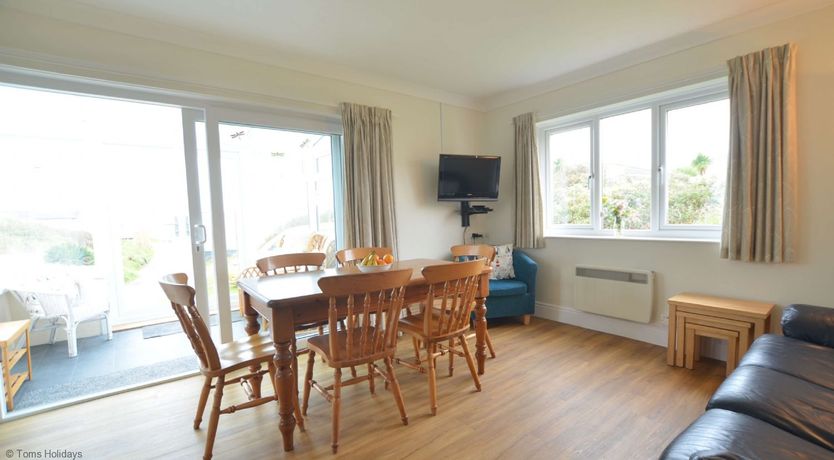 Photo of F70 Relaxezvous, Riviere Towans