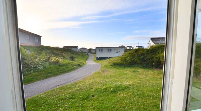 Photo of F70 Relaxezvous, Riviere Towans