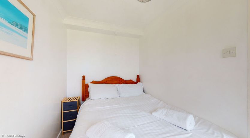 Photo of F62 Near Sea, Riviere Towans