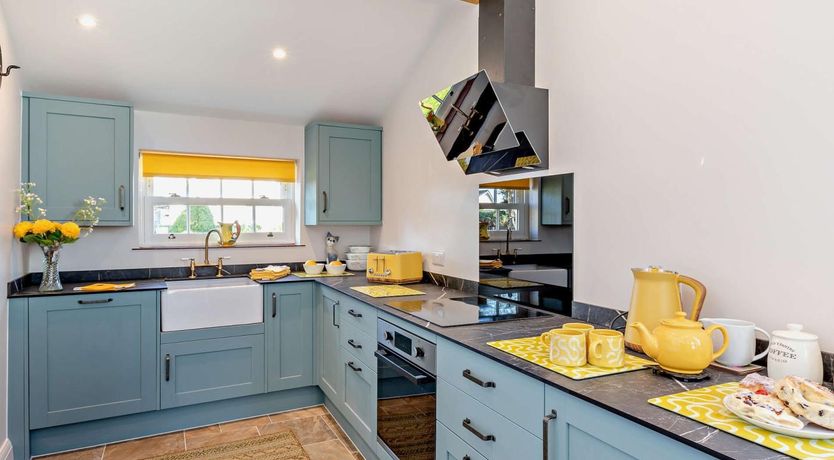 Photo of 3 Bed in Highbridge