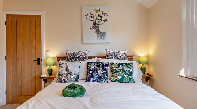 Photo of 3 Bed in Burnham-on-Sea