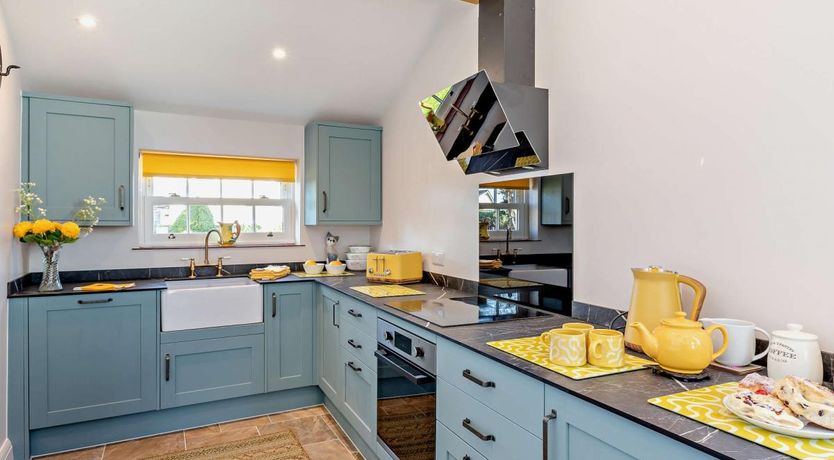 Photo of 3 Bed in Burnham-on-Sea