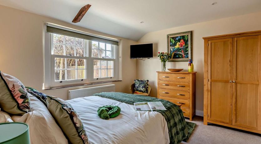 Photo of 3 Bed in Burnham-on-Sea