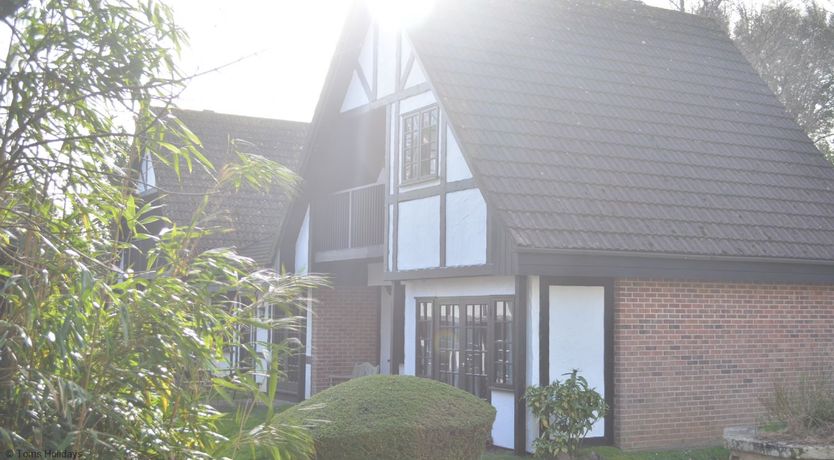 Photo of 15 Tudor Court, Tolroy Manor