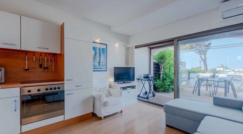 Photo of Palmyra Apartment 8