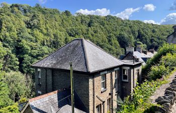 The Penthouse at Woodlands Holiday Home