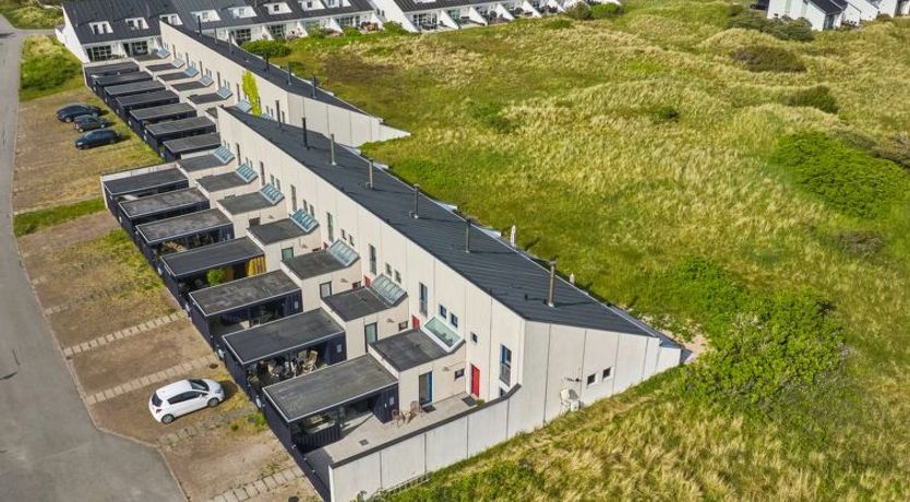 Photo of "Mimi" - 900m from the sea