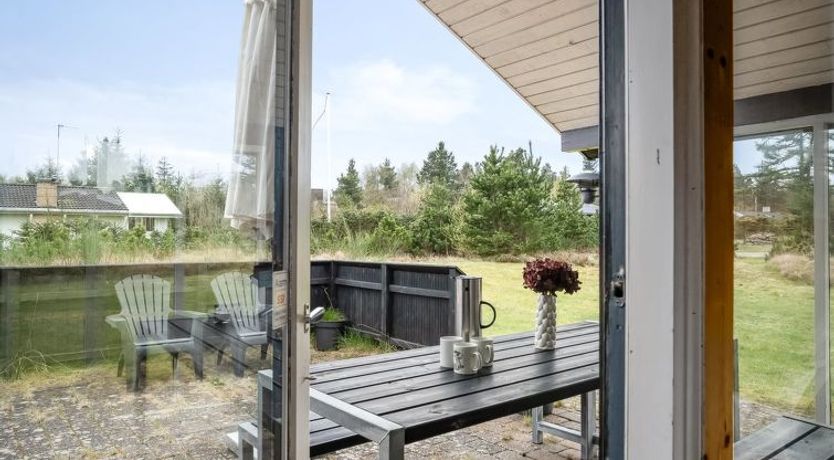 Photo of "Kaare" - 400m from the sea