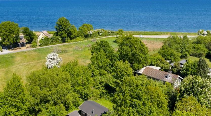 Photo of "Doris" - 150m from the sea