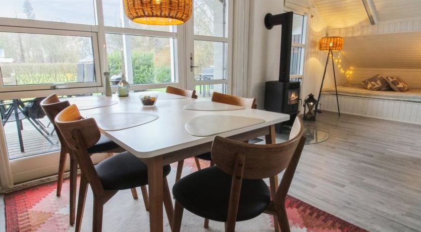 Photo of "Rosalie" - 29km from the sea