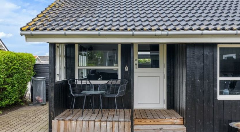 Photo of "Dida" - 120m from the sea