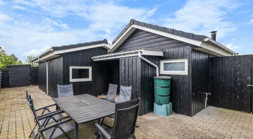 Photo of "Dida" - 120m from the sea