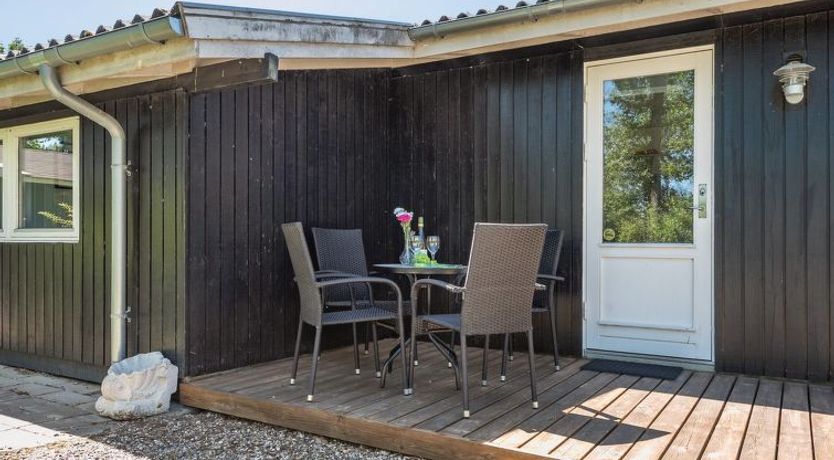 Photo of "Hasti" - 700m from the sea