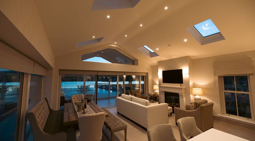 Photo of Stunning Lake Cottage