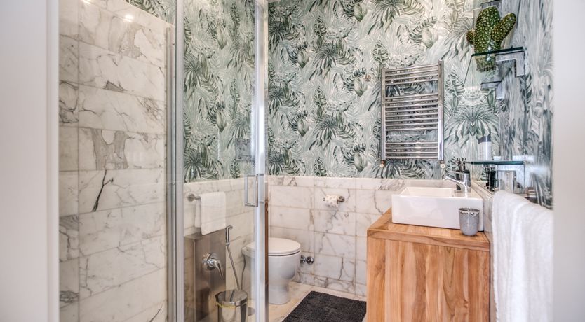 Photo of Carrara Marble & Velvet