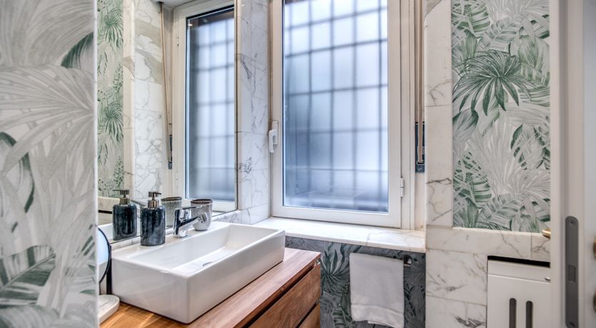 Photo of Carrara Marble & Velvet