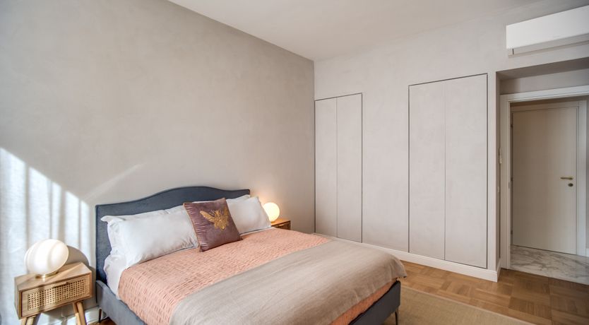 Photo of Carrara Marble & Velvet