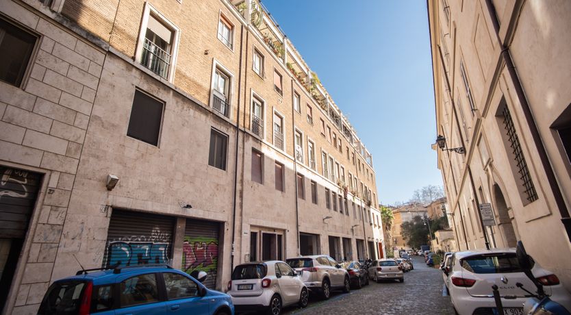 Photo of Carrara Marble & Velvet